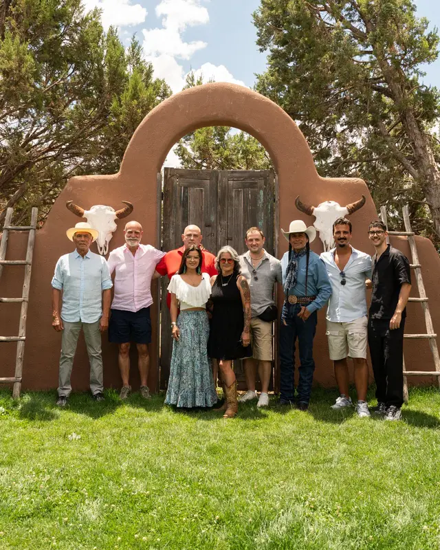 Cast and crew together on the set of ONE HEART.